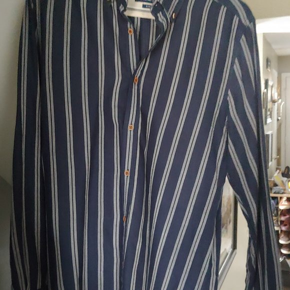 Zara Mens Size Large  Navy/White Striped 99%  Very Soft Cotton Slim fit… - Picture 4 of 8